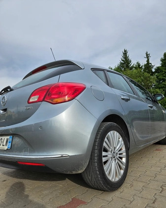 Opel Astra cena 24900 przebieg: 238000, rok produkcji 2014 z Krasnystaw małe 211